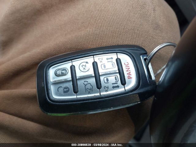 2C4RC1BG8JR149570 Chrysler Pacifica Touring L