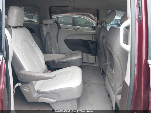 2C4RC1BG8JR149570 Chrysler Pacifica Touring L