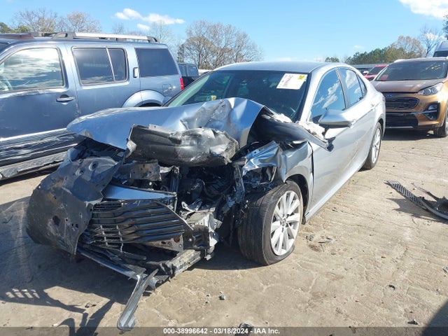 Toyota CAMRY LE 2020 4T1C11AK4LU906354 Image 2
