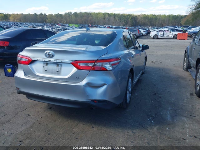 Toyota CAMRY LE 2020 4T1C11AK4LU906354 Image 4