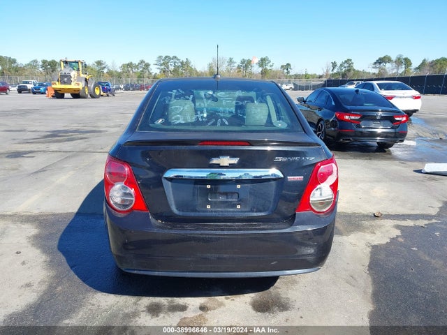 Chevrolet Sonic Ltz Auto 2015 1G1JE5SB4F4101439 Image 16