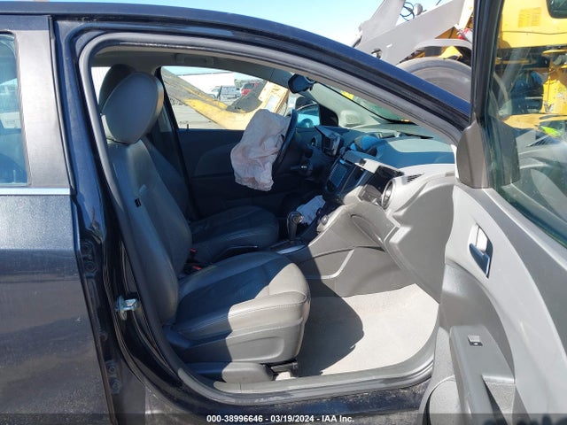 Chevrolet Sonic Ltz Auto 2015 1G1JE5SB4F4101439 Image 5