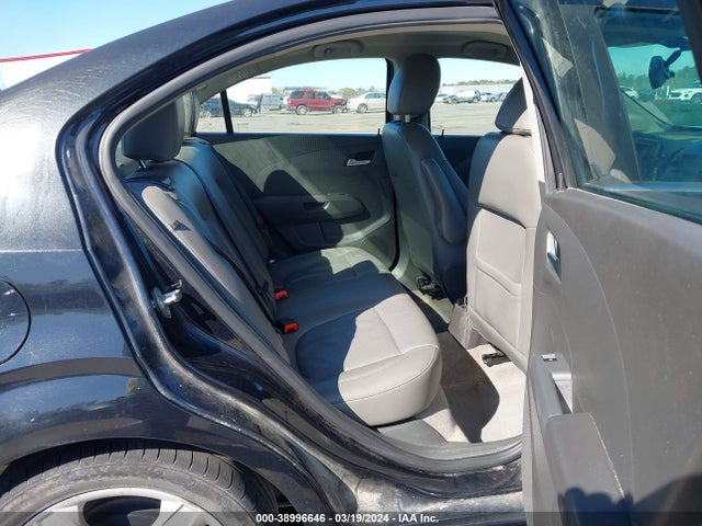 Chevrolet Sonic Ltz Auto 2015 1G1JE5SB4F4101439 Image 8