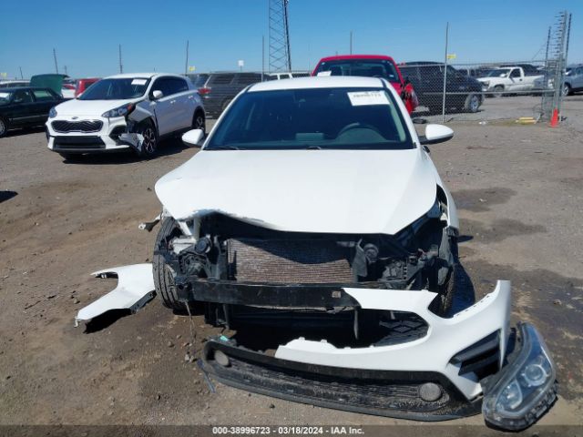 3KPF24AD8KE059448 KIA Forte Lxs