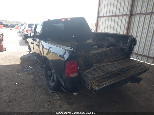 RAM 1500 Express  4x4 5'7 Box 2018 1C6RR7KG1JS293601 Image 3