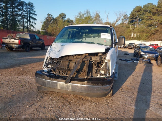 Chevrolet Express 2500 Work Van 2018 1GCWGAFG9J1910094 Image 22