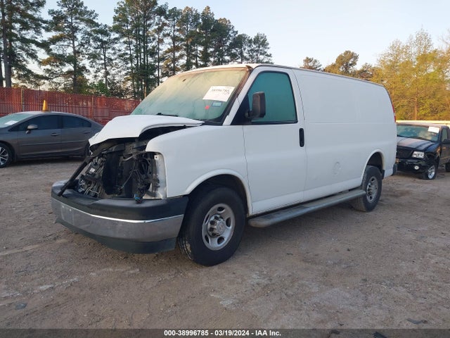 Chevrolet Express 2500 Work Van 2018 1GCWGAFG9J1910094 Image 2
