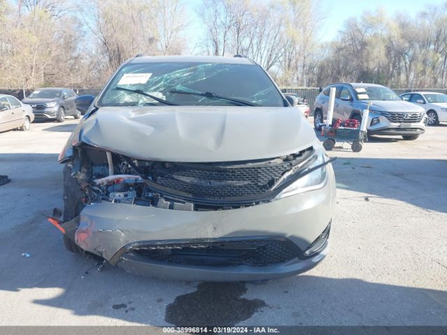 2C4RC1EG9LR252589 Chrysler Pacifica Touring L Plus
