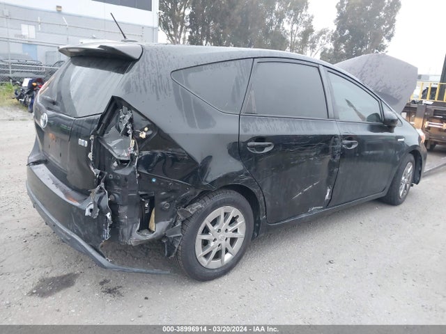 Toyota Prius V Four 2015 JTDZN3EU3FJ035267 Image 6