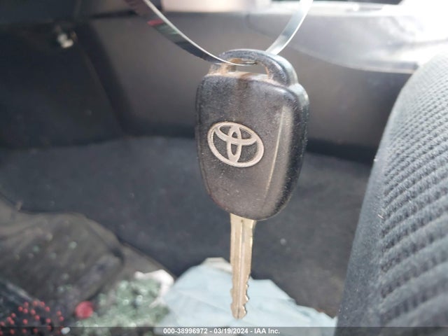Toyota RAV4 LE 2016 JTMZFREV1GJ094070 Image 11