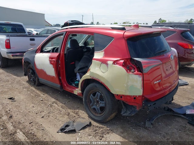 Toyota RAV4 LE 2016 JTMZFREV1GJ094070 Image 3