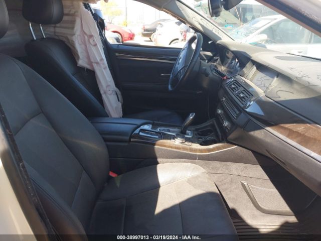 WBAXA5C58ED689461 BMW 535d