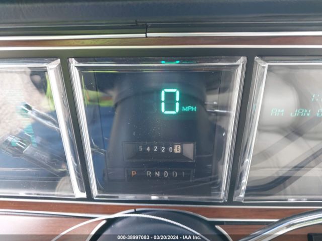 1988 LINCOLN TOWN CAR 1LNBM82F3JY821413 Photo 6