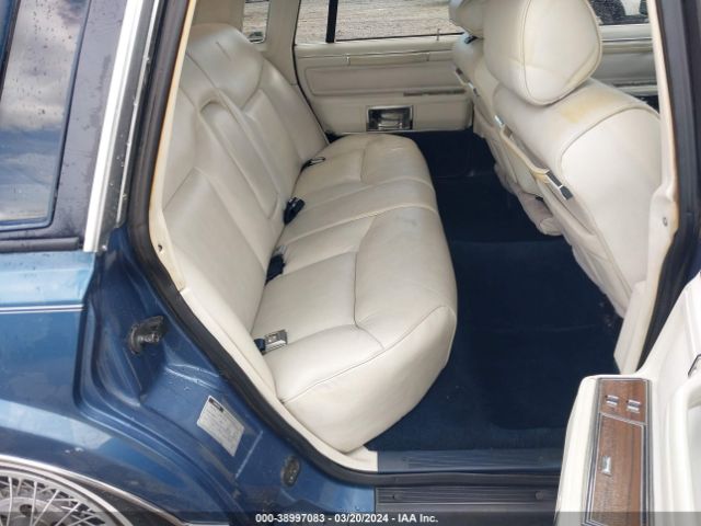 1988 LINCOLN TOWN CAR 1LNBM82F3JY821413 Photo 7