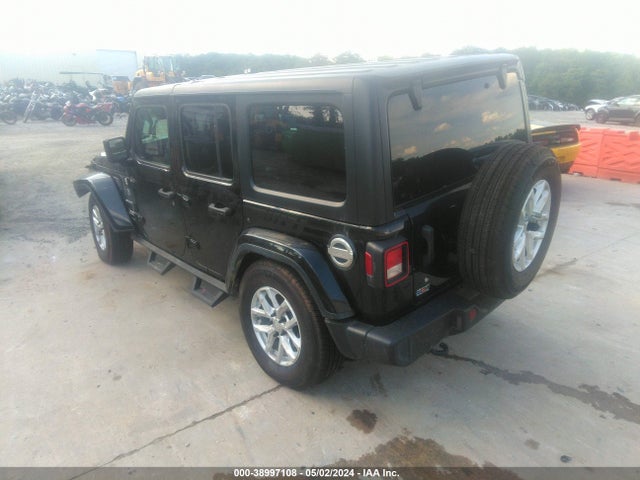 1C4HJXEG5JW117506 Jeep Wrangler Unlimited Sahara 4x4