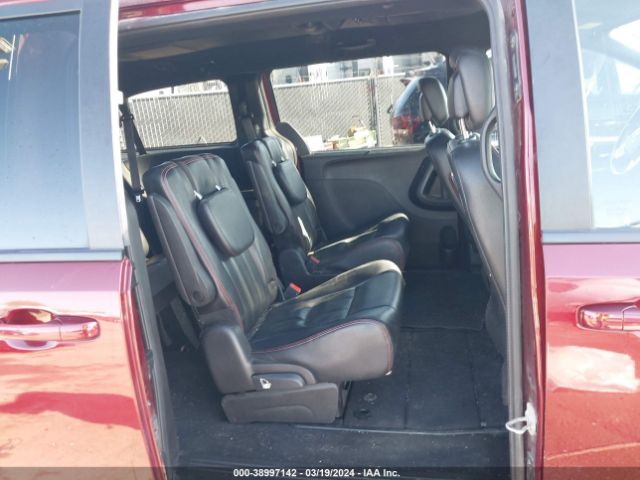 2C4RDGEG0KR709367 Dodge Grand Caravan Gt