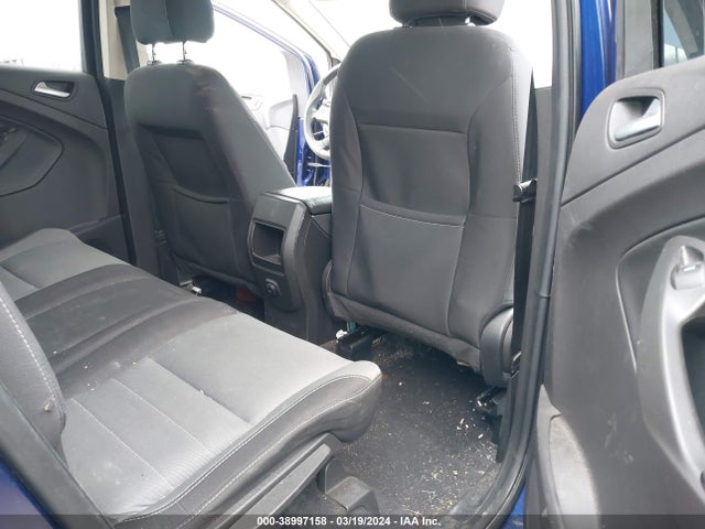 Ford ESCAPE SE 2016 1FMCU9GX7GUB92587 Image 8