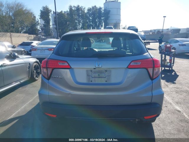 3CZRU5H3XHM704586 Honda HR-V LX