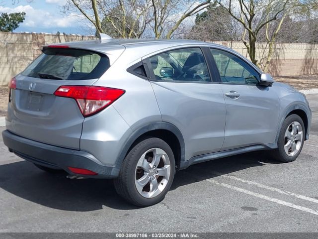 3CZRU5H3XHM704586 Honda HR-V LX