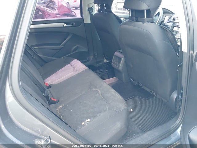 1VWAT7A32EC106210 Volkswagen Passat 1.8t S