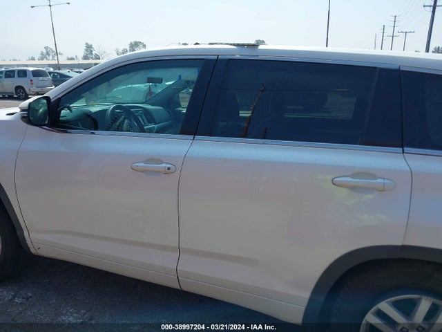 Toyota Highlander Le V6 2016 5TDZKRFH5GS178254 Image 14