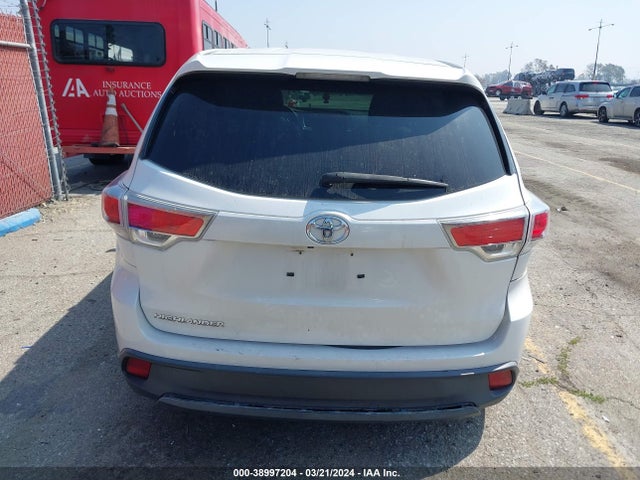 Toyota Highlander Le V6 2016 5TDZKRFH5GS178254 Image 16