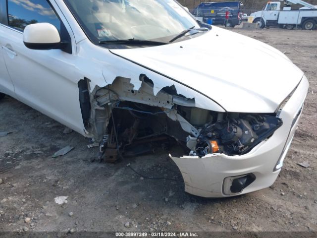 4A4AR4AUXFE041548 Mitsubishi Outlander Sport Se