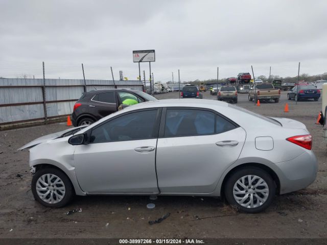 5YFBURHEXKP893076 Toyota COROLLA LE