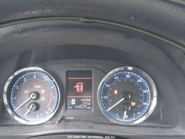 5YFBURHEXKP893076 Toyota COROLLA LE