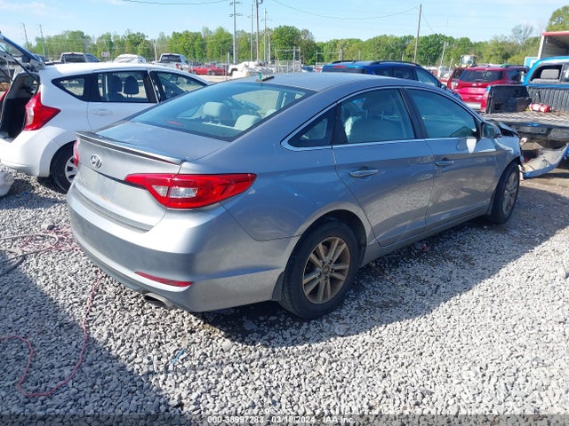 Hyundai SONATA SE 2016 5NPE24AF8GH323669 Image 4
