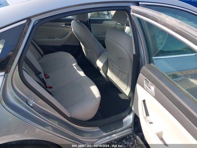 Hyundai SONATA SE 2016 5NPE24AF8GH323669 Image 8