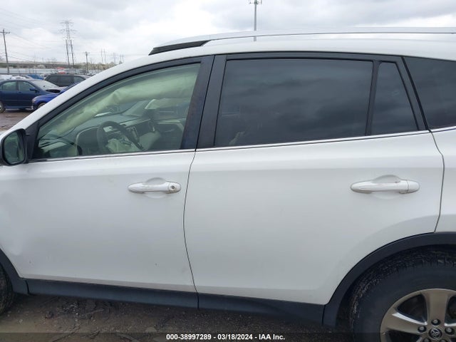 Toyota Rav4 Xle 2015 JTMRFREV9FD156294 Image 14