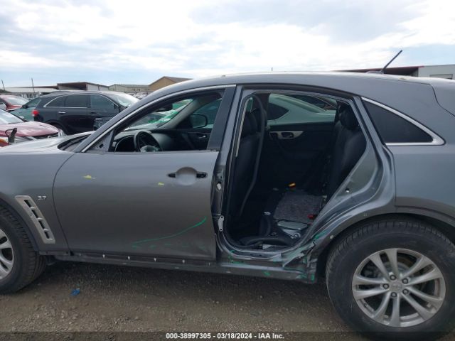 JN8CS1MUXGM671337 Infiniti QX70
