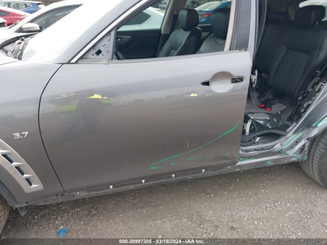 JN8CS1MUXGM671337 Infiniti QX70