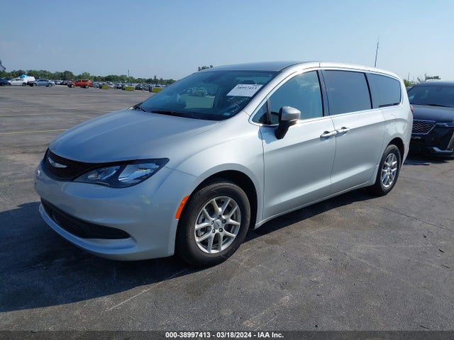 2C4RC1CG1PR621731 Chrysler Voyager Lx