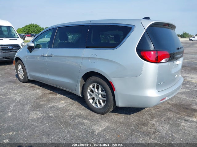 2C4RC1CG1PR621731 Chrysler Voyager Lx
