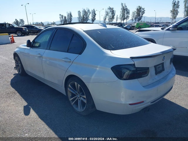 BMW 328I 2015 WBA3C1C5XFP852693 Image 3