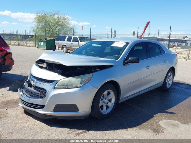 Chevrolet MALIBU LS 2015 1G11B5SL4FF174364 Image 2