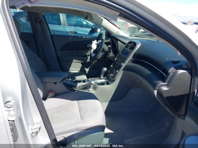 Chevrolet MALIBU LS 2015 1G11B5SL4FF174364 Image 5