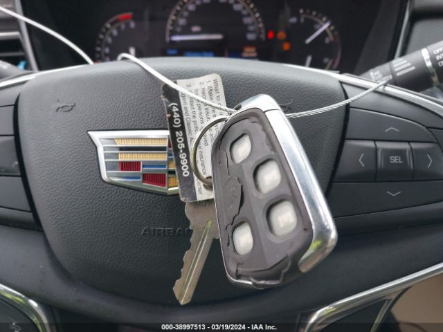 1GYKNDRS8HZ320061 Cadillac XT5 LUXURY