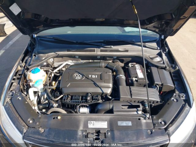 3VWD17AJ1GM284063 Volkswagen Jetta 1.8t Sport