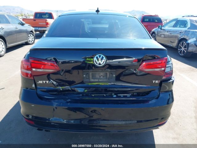 3VWD17AJ1GM284063 Volkswagen Jetta 1.8t Sport