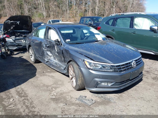 2017 1VWGT7A30HC032395 main image