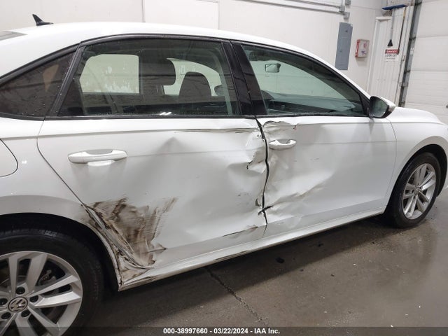 1VWAA7A31LC005159 Volkswagen Passat 2.0t S