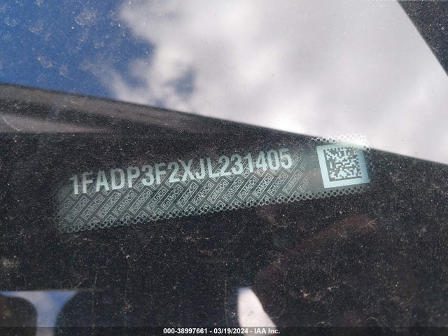 Ford FOCUS SE 2018 1FADP3F2XJL231405 Image 9