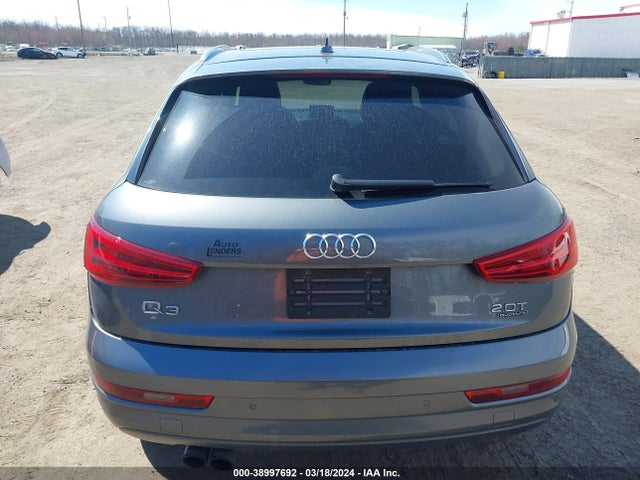 Audi Q3 2.0t Premium 2017 WA1ECCFS6HR006040 Image 16