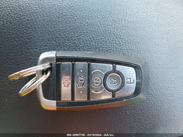 Ford EXPLORER XLT 2018 1FM5K8D88JGA96804 Image 11