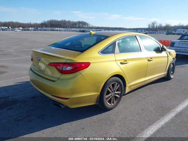 Hyundai SONATA SE 2015 5NPE24AF4FH070316 Image 4