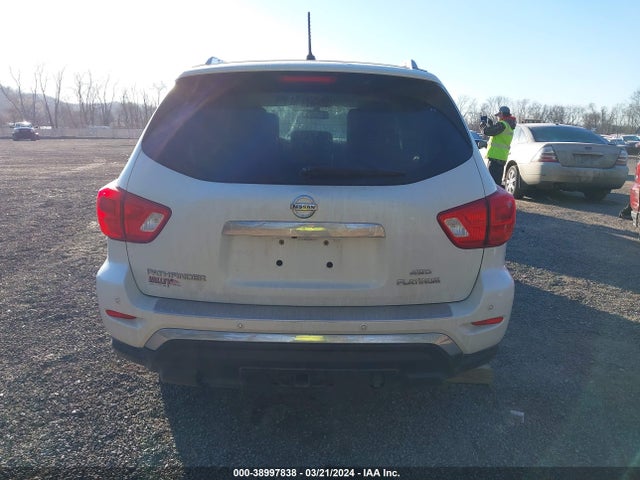 Nissan Pathfinder Platinum 2017 5N1DR2MM9HC631352 Image 17