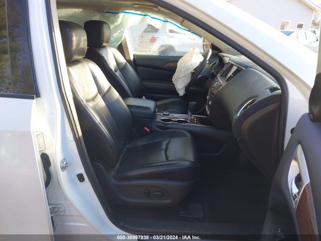 Nissan Pathfinder Platinum 2017 5N1DR2MM9HC631352 Image 5